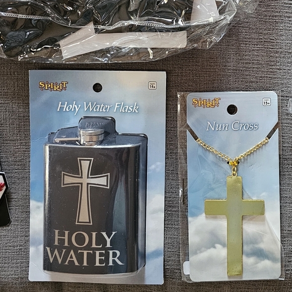 Halloween Women's Adult Sexy Nun Costume sz M/L complete with all accessories - Picture 7 of 16